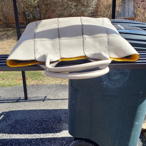 orYANY Yellow and Blue Geometric Shoulder Bag - Picture 13 of 16